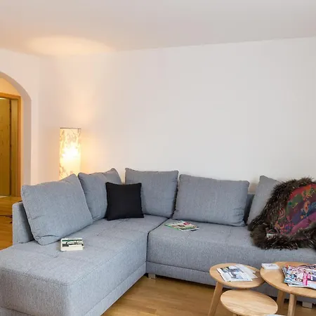 Apartment Chasa Praem,