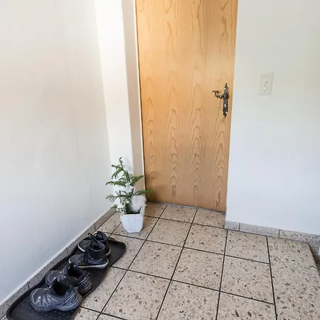 דירה Chasa Praem,