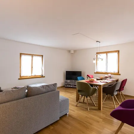 Chasa Praem, Scuol